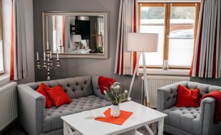 Kappeln Arnis Sofagarnitur Ferienhaus.jpg